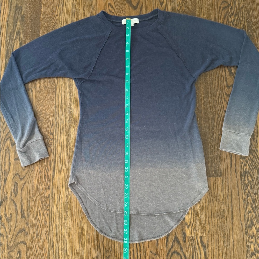 LIKE NEW Treasure & Bond Ombré Top Size XXS - Picture 9 of 11